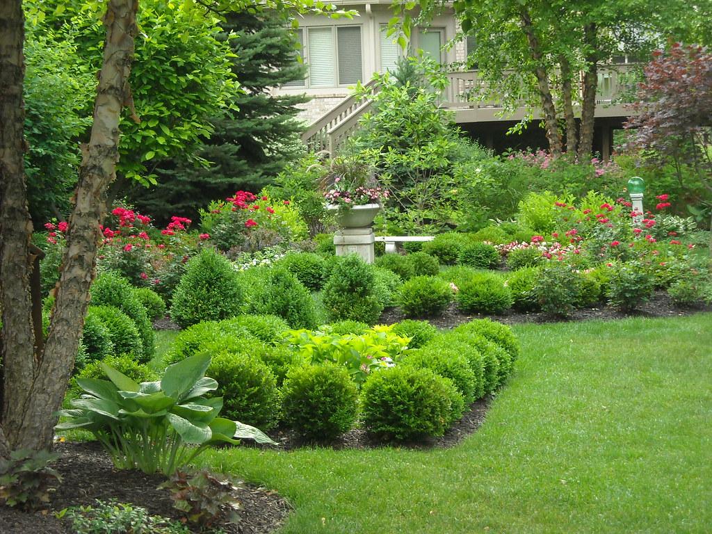 Softscape planting beds in Poinciana, FL